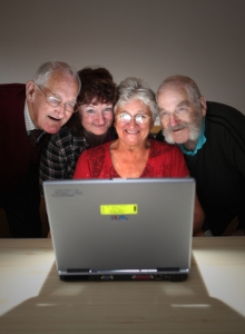 Пенсионеры в Набережных Челнах рвутся на компьютерные курсы
