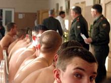 Военкомат призывает на службу в армию 500 призывников из Набережных Челнов