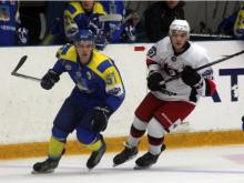 Челнинские хоккеисты потерпели обидное поражение от курганского 'Юниора'