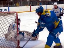 Челнинские хоккеисты тормознули конкурентов