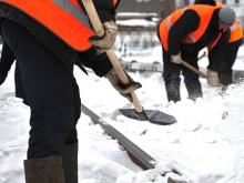 Безработным в Набережных Челнах предложили чистить от снега дороги за 25-30 тысяч в месяц