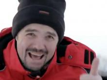 Глава Камско-Устьинского района приглашает на рыбалку песней и видеоклипом