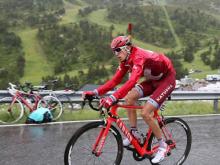 Ильнур Закарин избежал завала под упавшей аркой на велогонке «Тур де Франс»