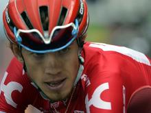На многодневке 'Тур де Франс' Ильнур Закарин потерял линзы