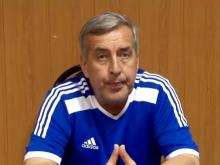 Наиль Магдеев отправил главного тренера ФК 'КАМАЗ' Игоря Шинкаренко в отставку
