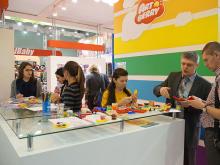 Полезные игрушки на международной выставке детских товаров