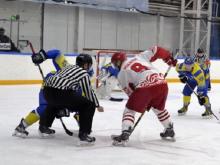 Хоккейная команда 'Челны' обыграла лидера первенства ВХЛ со счетом 6:3