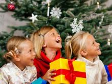 Как собрать деньги на новогодние подарки в детском саду?