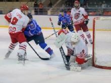 Хоккейный клуб 'Челны' одержал волевую победу над 'Славутичем' из Смоленска