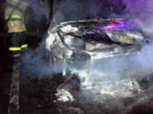 Ночью во дворе дома 9/11 в поселке ГЭС обгорел автомобиль «Лада Гранта»