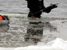 Челнинские водолазы ищут подводного охотника, который нырнул в реку Зай и пропал