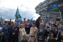 Десантники отмечают 85-ю годовщину со дня образования воздушно-десантных войск