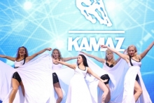 «Камазовские» девушки на Comtrans-2015