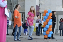 Арт-площадь ДК КАМАЗ продолжает работать по пятницам и субботам. Как ее открывали (фото)
