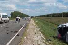 В Татарстане в столкновении трех автомобилей погибли пять человек