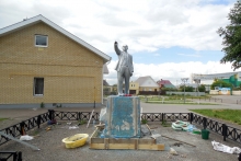 В поселке Элеваторная гора реставрируют памятник Ленину
